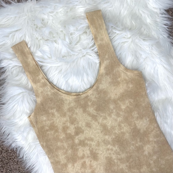 🛑SOLD🛑Free People Beaded Secret Heart Tank Top Gold Embellishments Size Small - Picture 8 of 10